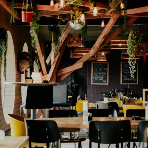 Nouter Bar