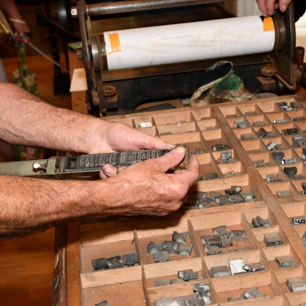 Heuvelland_DrukatelierRaymond_Nieuwkerke_©Spectrum Heuvelland