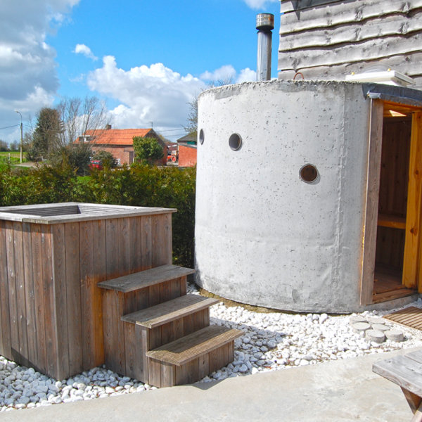 sauna met houtkachel