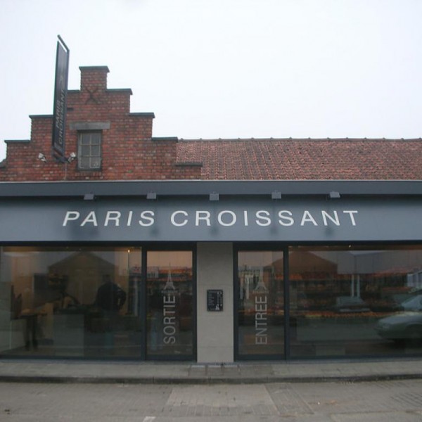 Paris croissant