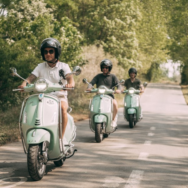 Kiki's Vespa Tours