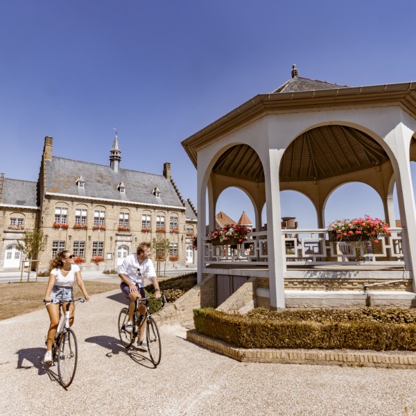 Heuvelland_WIJTSCHATE_kiosk_fietsers_WESTTOER_2022 (4)_KLEIN