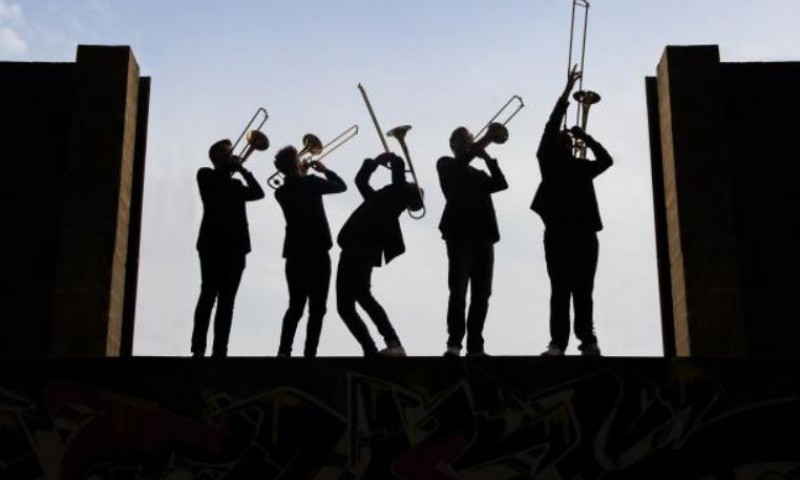 CrossbonesTrombones_©MCD